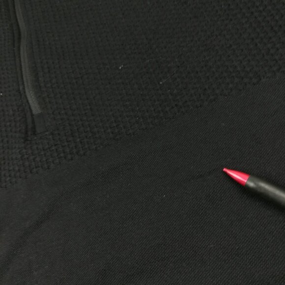 Lululemon Mens Engineered Warmth Black 1/2 Zip Pullover Size Large Wool Blend - Picture 6 of 9